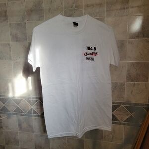 5/$15 104.5 country wsld radio t shirt